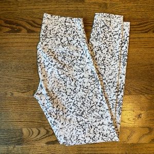 DYI marble print leggings